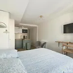Beautiful 17M Studio In Paris 6